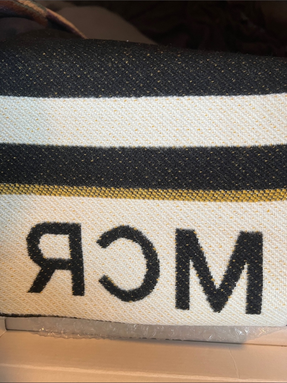 CHANEL Black & White Camellia Intarsia Cashmere Wool Scarf - Picture 5 of 11